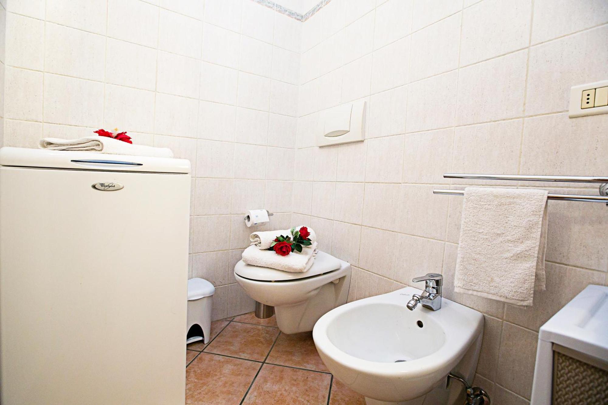 Appartamento Centro Storico Riva 2 - Happy Rentals Exterior foto
